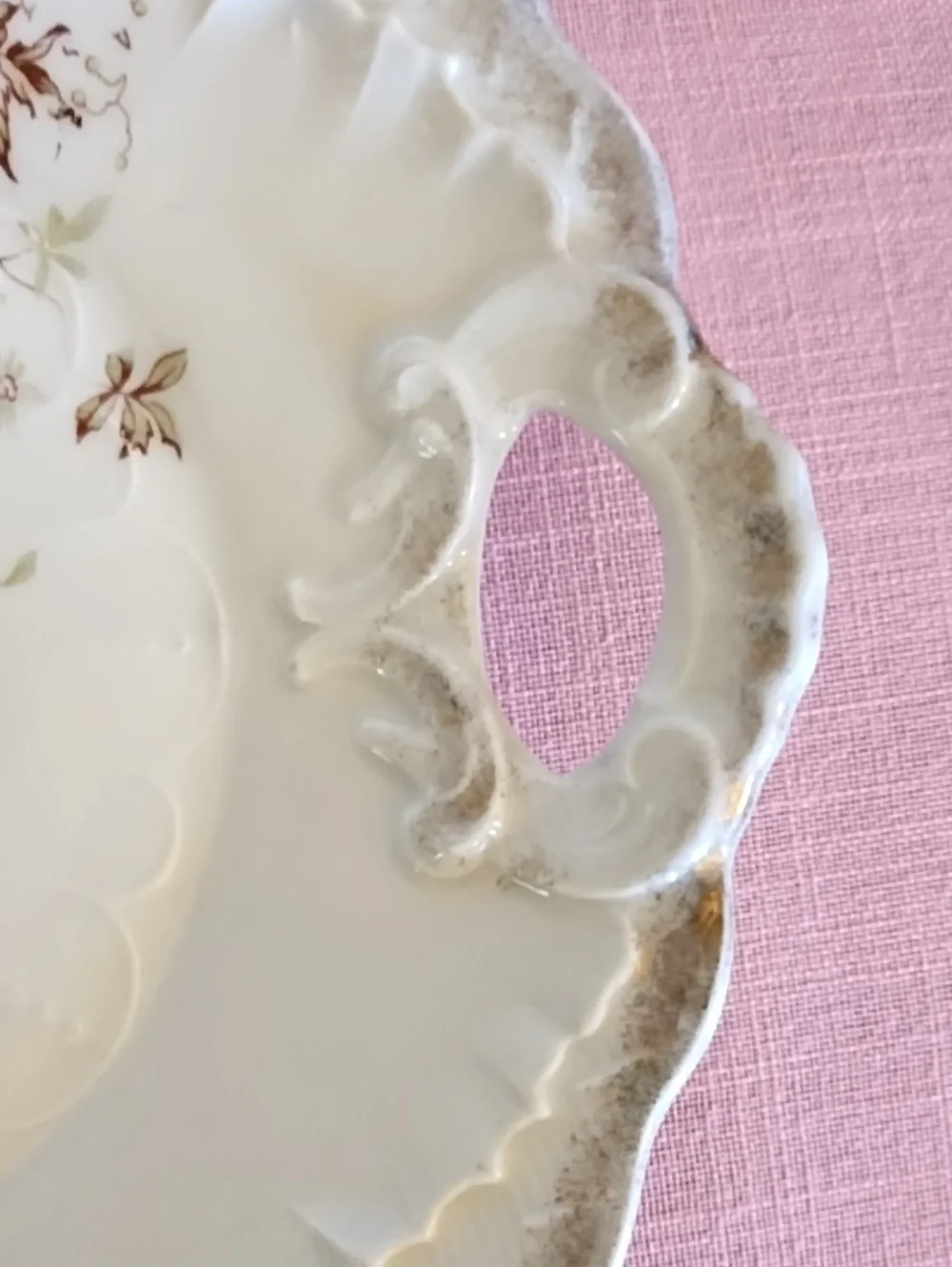BEAUTIFUL PORCELAIN SERVING PLATE, WITH HANDLES ON EACH SIDE, AND LOVELY FLOWERS